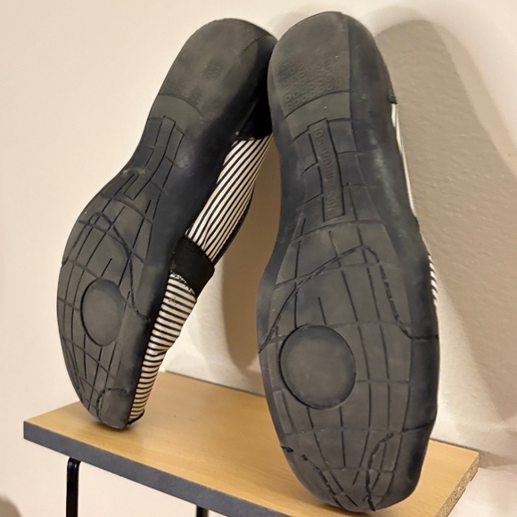 Ros Hommerson Black & White Striped Leather Slip On Shoes Size 9 - Picture 13 of 15